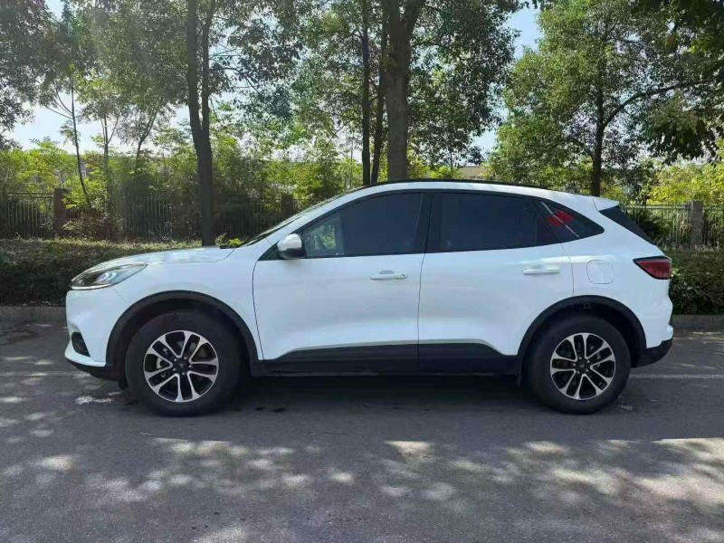 张家界23年福特锐际8