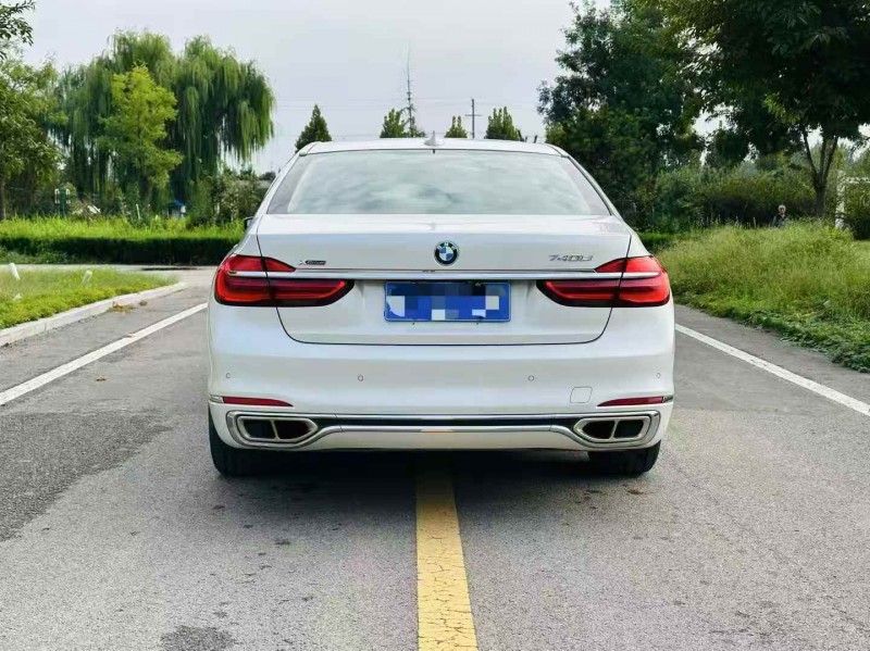 东营17年宝马7系9