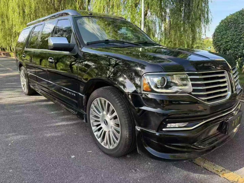 九江18年林肯领航员3