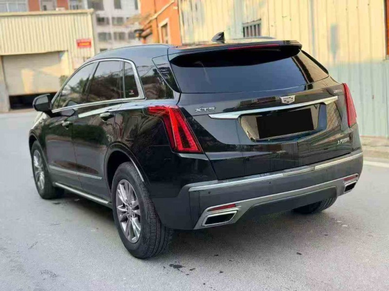 莆田20年凯迪拉克XT59