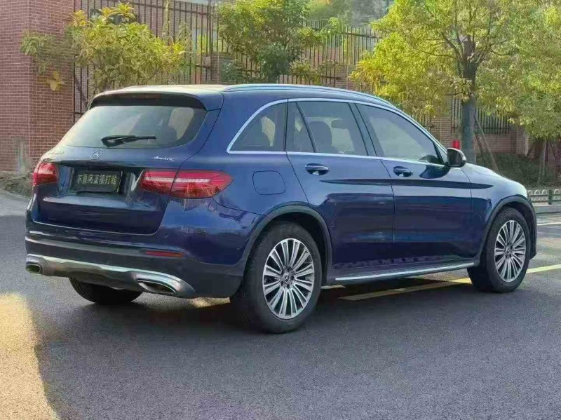 南平17年奔驰GLC8