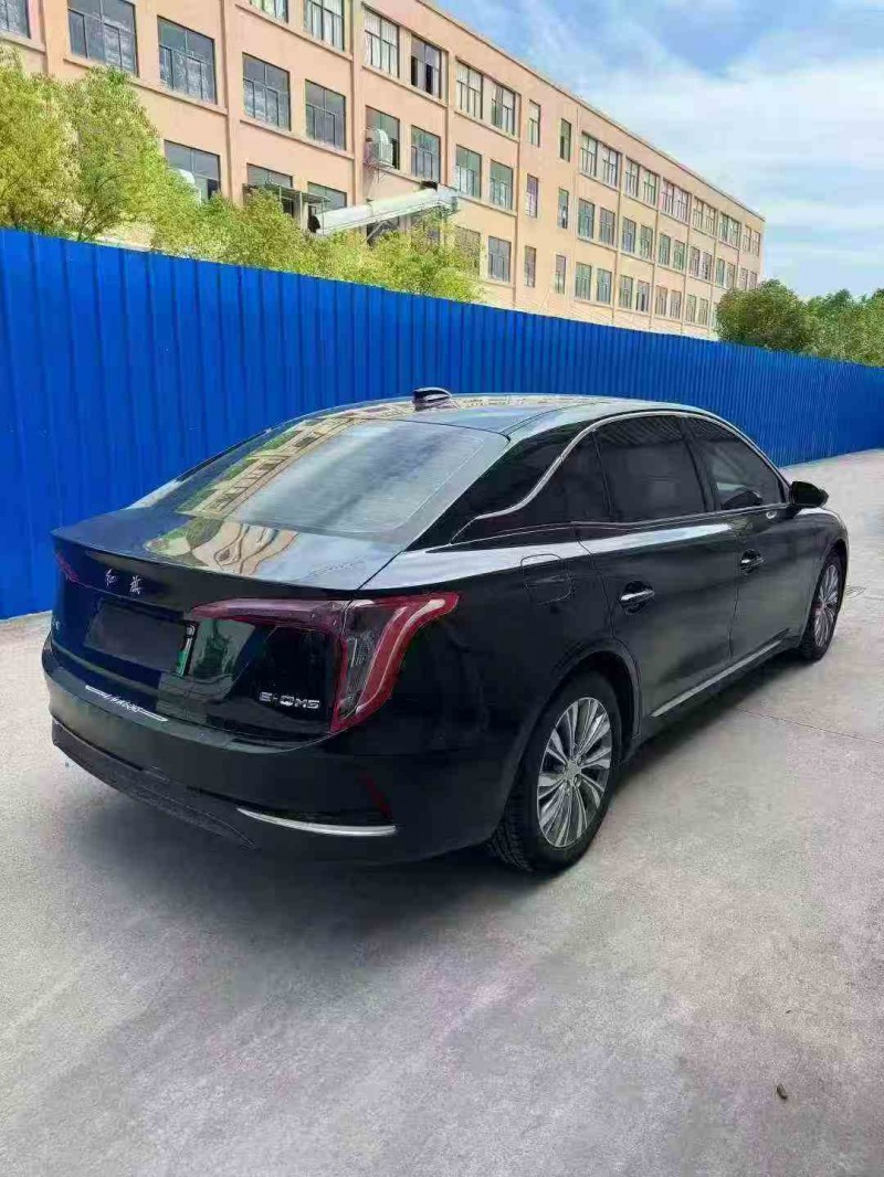 宁波25年红旗E-QM58