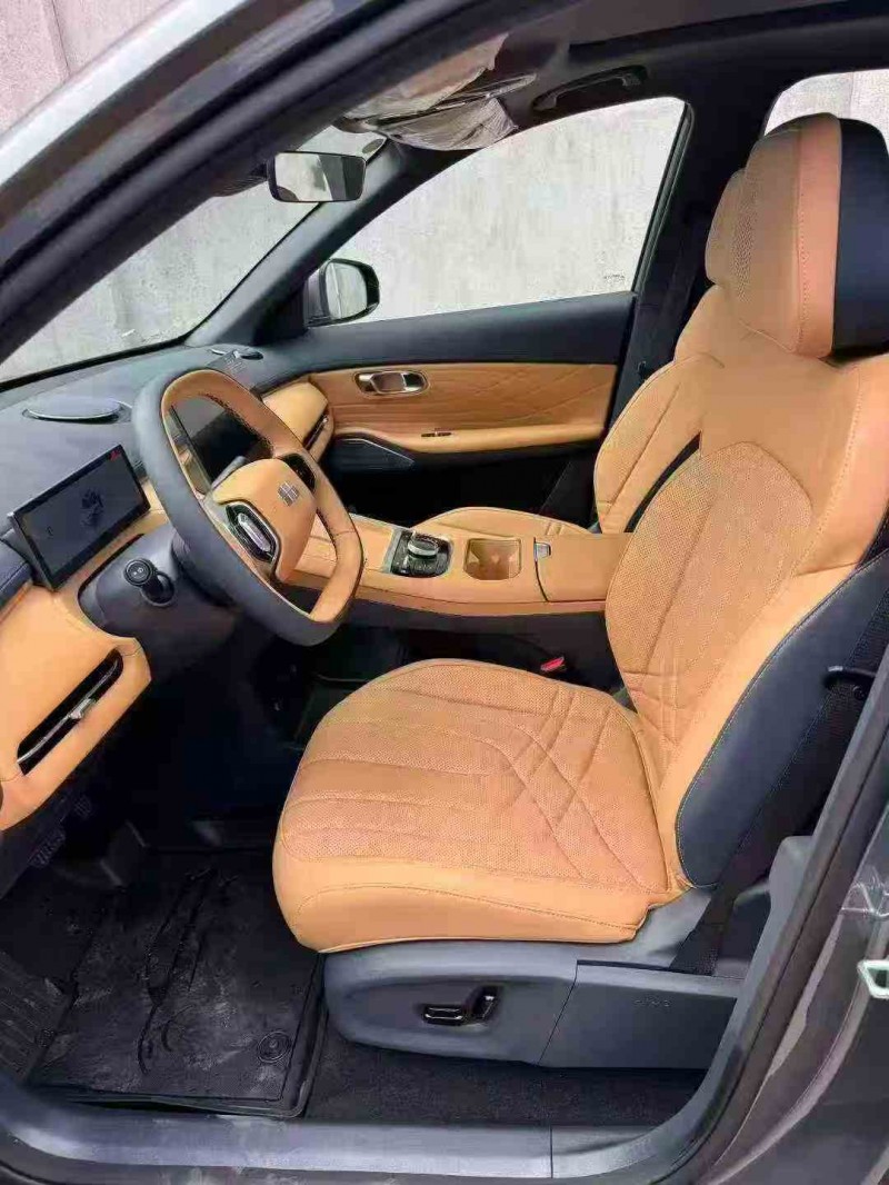 金华25年吉利银河5