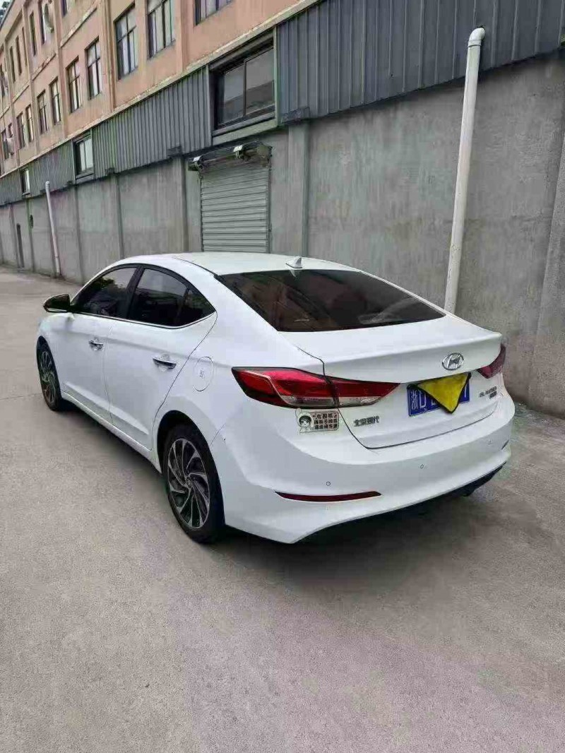 宁波19年现代领动8