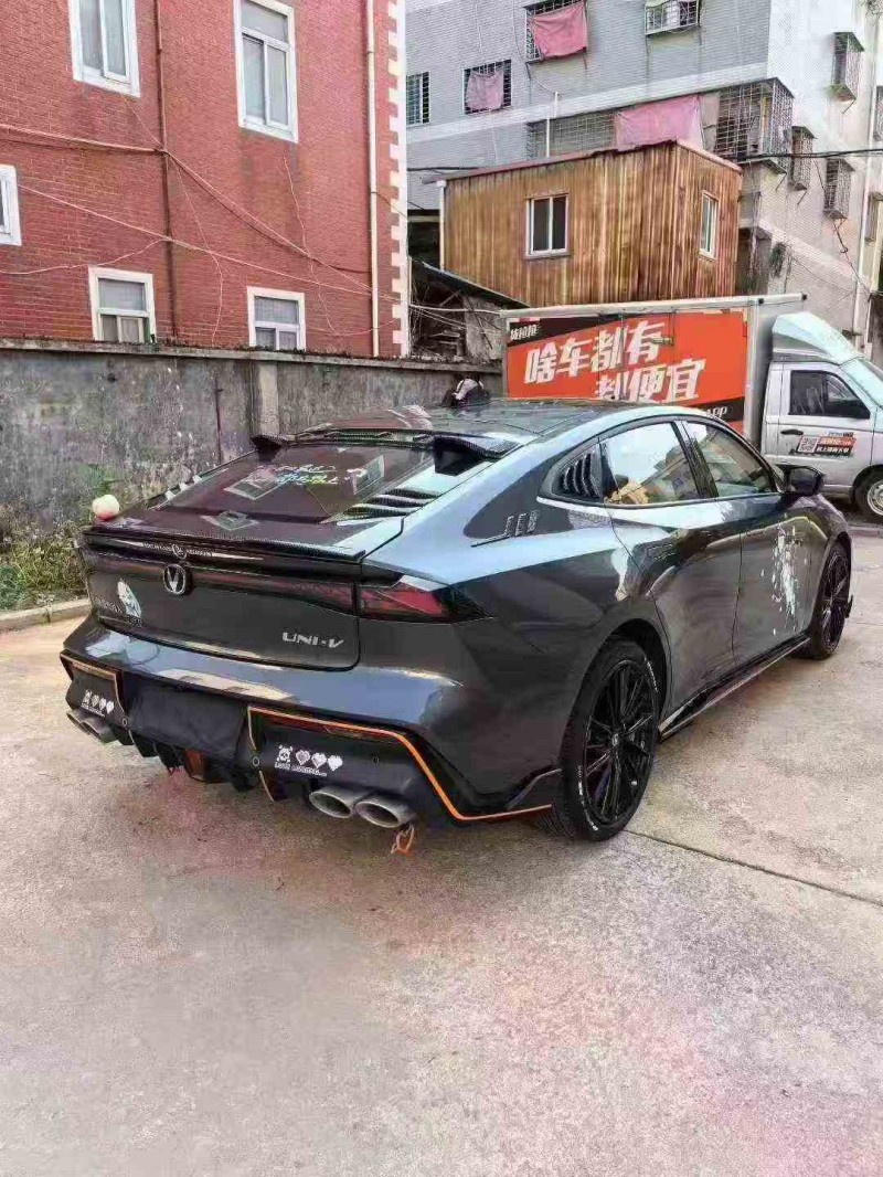 三明24年长安汽车UNI8