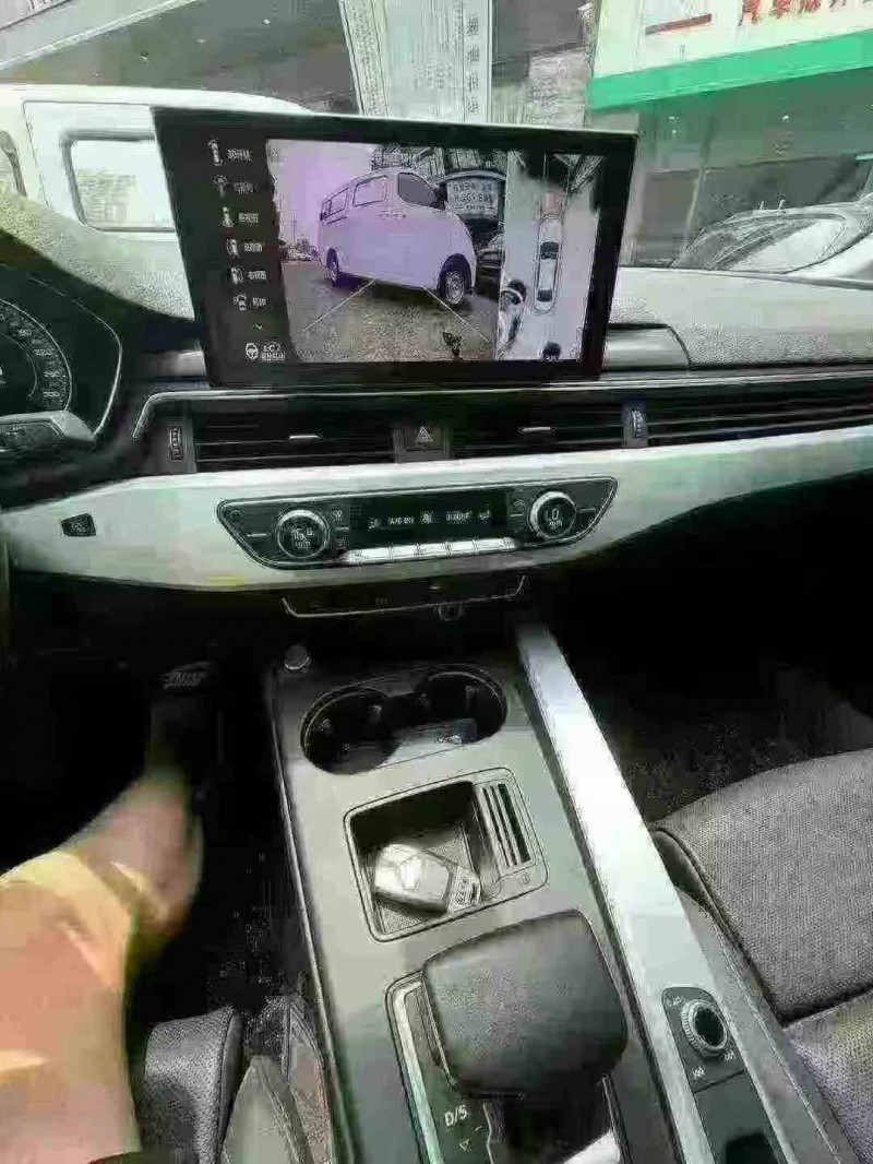 赣州23年奥迪A4L3