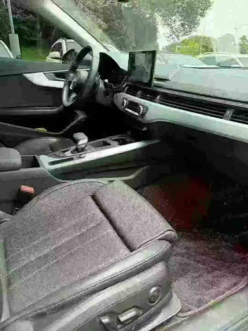 赣州23年奥迪A4L4