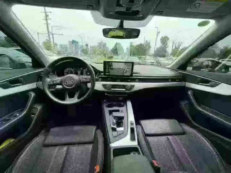 赣州23年奥迪A4L5