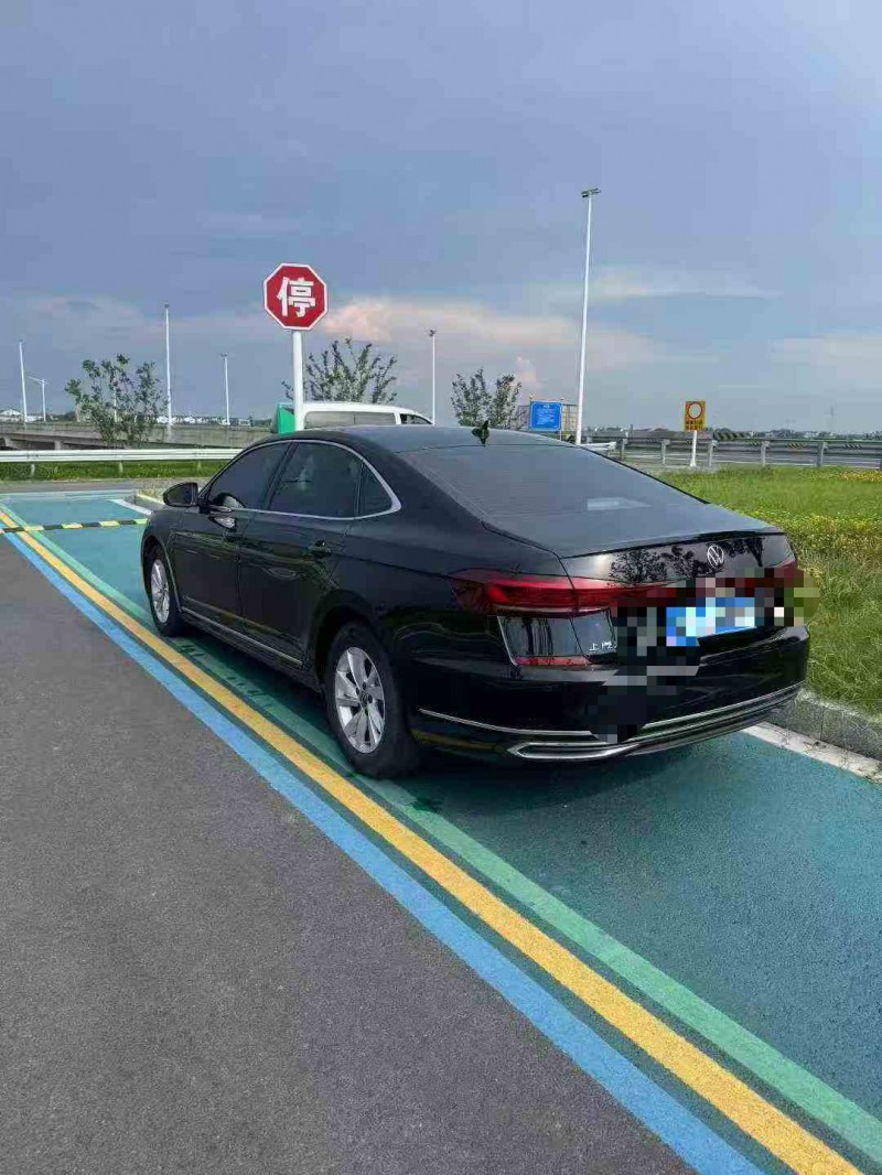 苏州23年大众帕萨特7