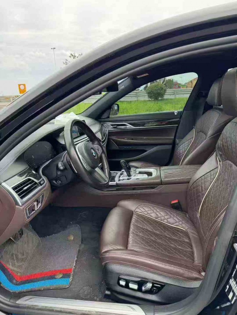 连云港22年宝马7系5