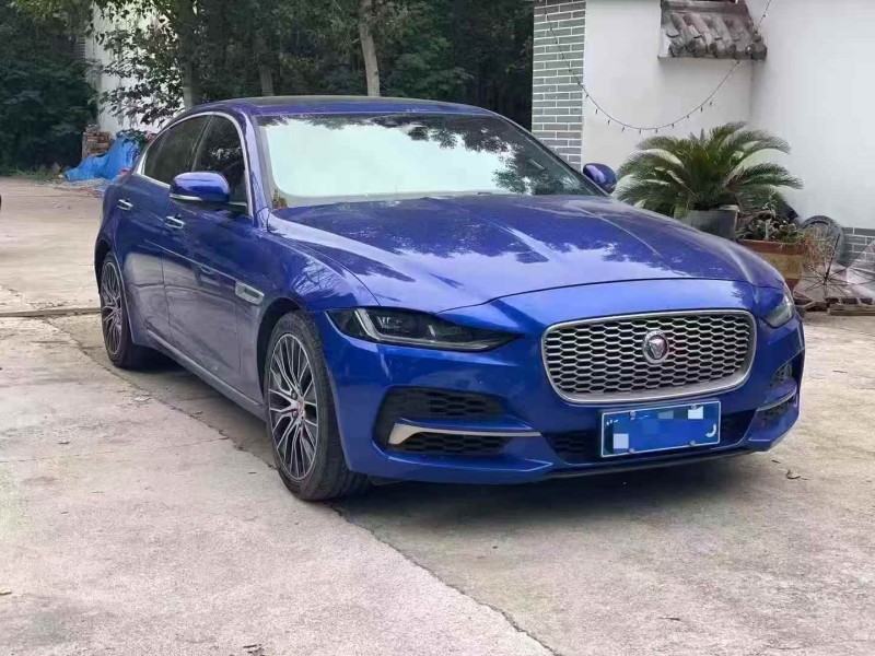 东营20年捷豹XE3