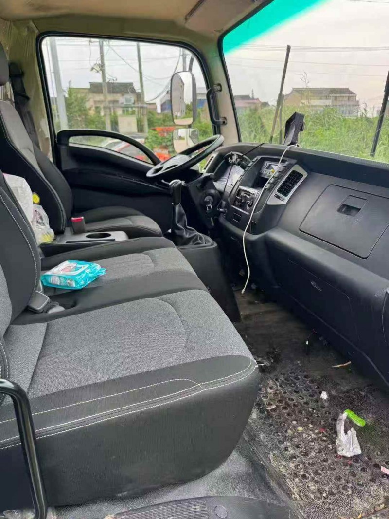 淮安23年陕汽轩德4