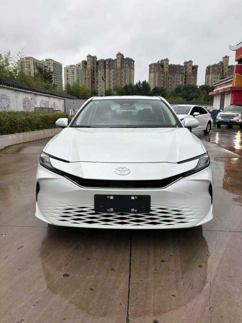 玉溪25年丰田凯美瑞1