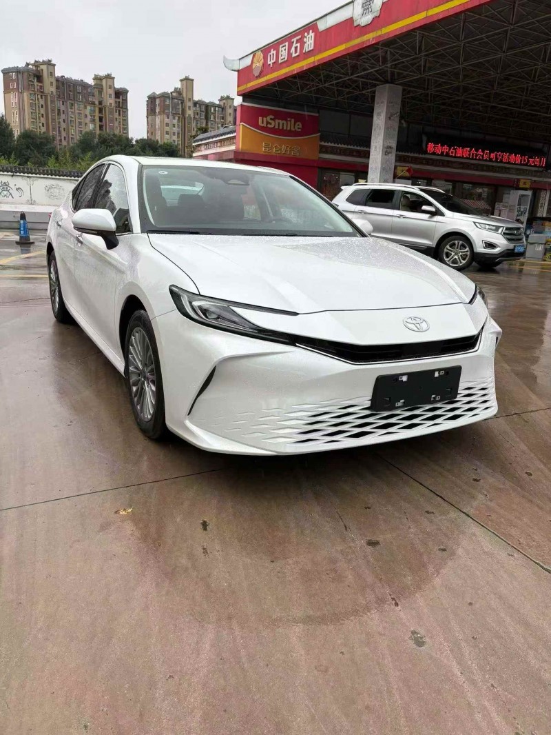 玉溪25年丰田凯美瑞2