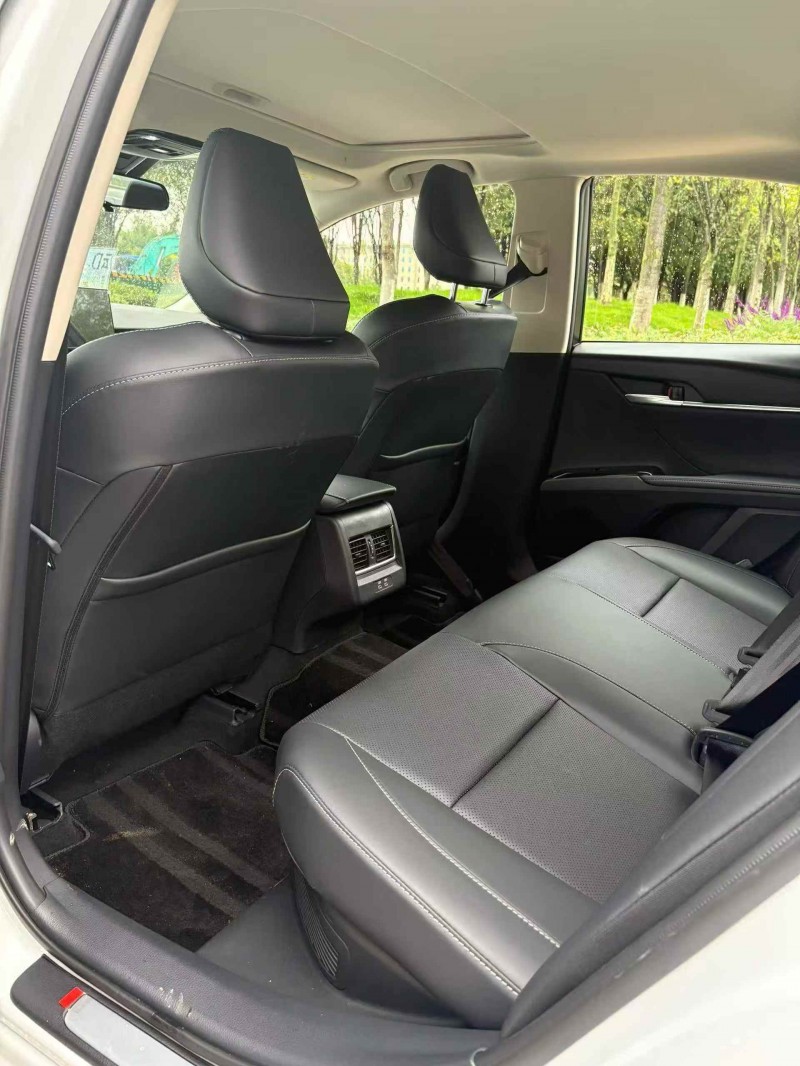 玉溪25年丰田凯美瑞6