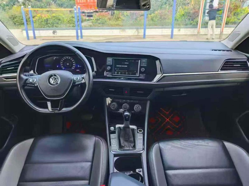 遵义22年大众速腾4