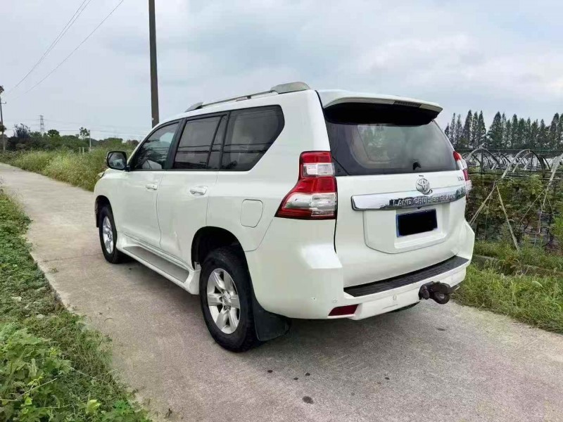 衢州15年丰田普拉多7