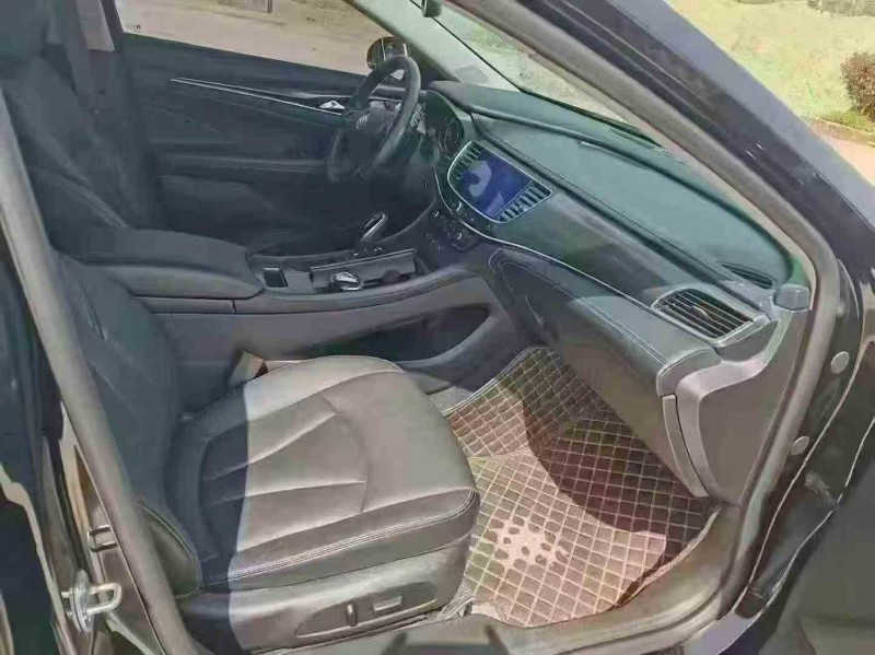 淮安22年别克君越8