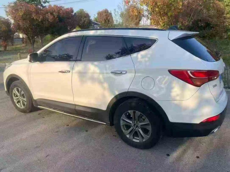 常州15年现代新胜达7