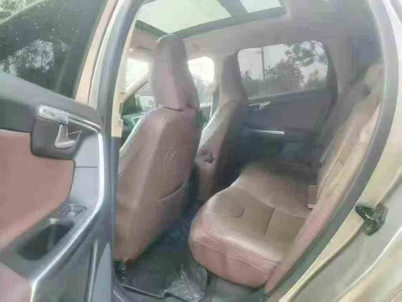 苏州13年沃尔沃XC604