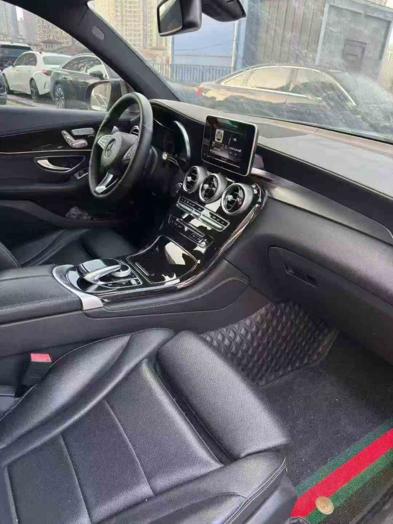 常州17年奔驰GLC5