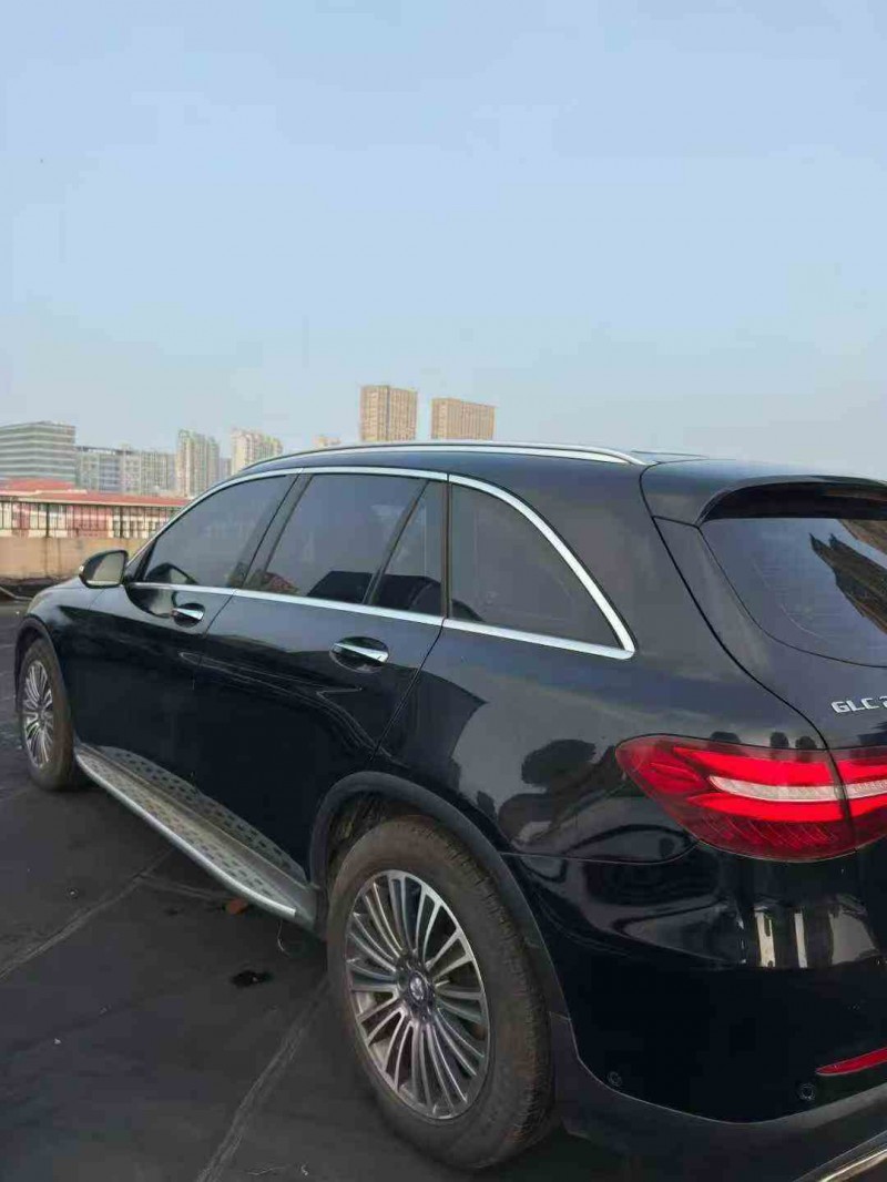 常州17年奔驰GLC9