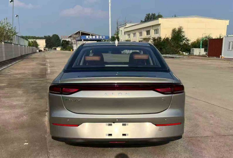 扬州23年传祺埃安S8