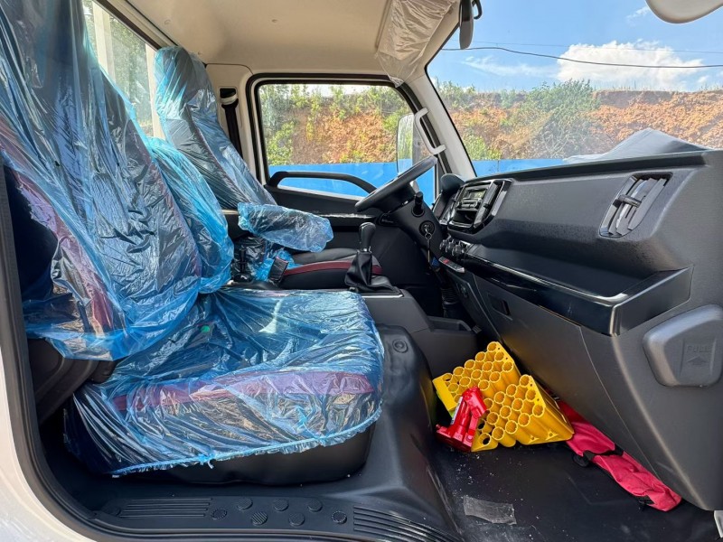 青岛25年福田领航5