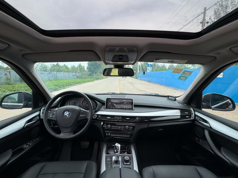 青岛17年宝马X54