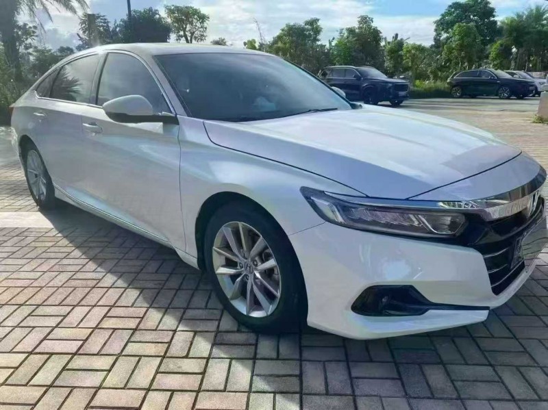 海口23年本田雅阁3