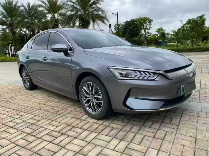 海口23年比亚迪秦3