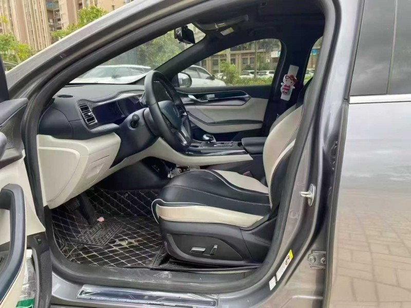 海口23年比亚迪秦4