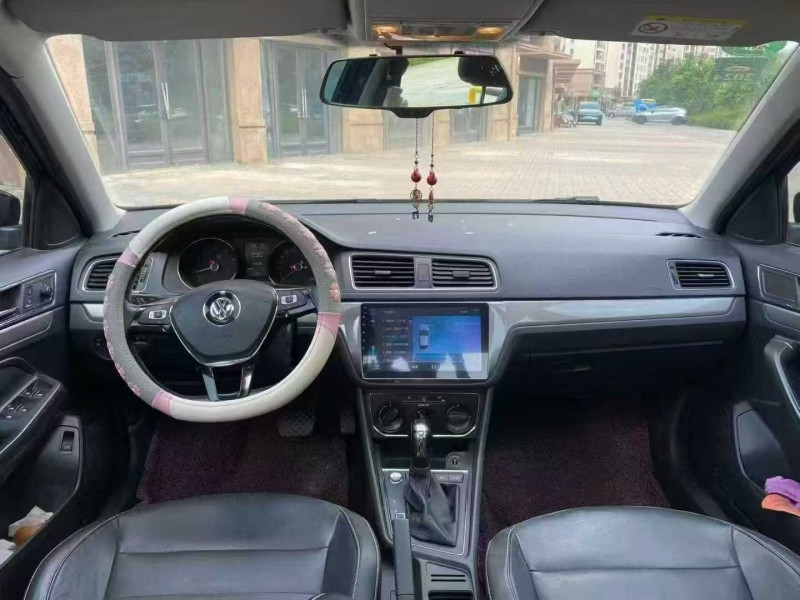 海口18年大众朗逸5