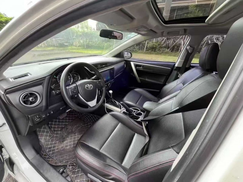 海口17年丰田雷凌4