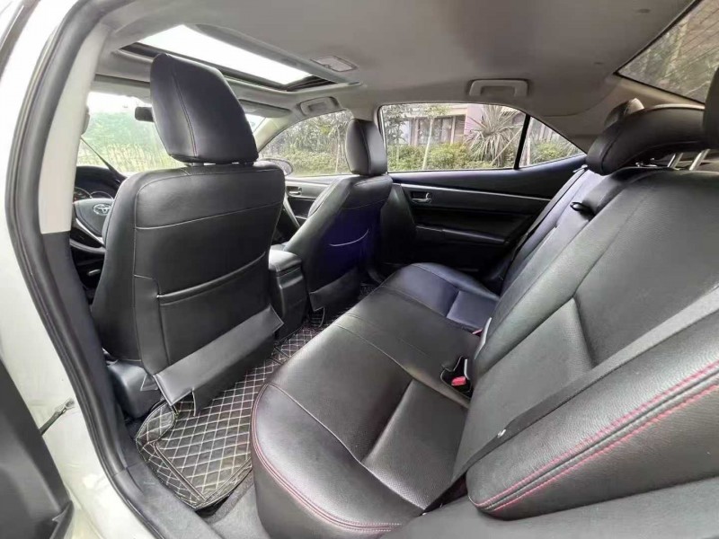 海口17年丰田雷凌5