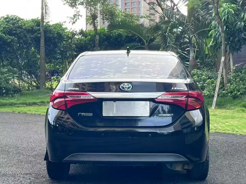 海口18年丰田雷凌9