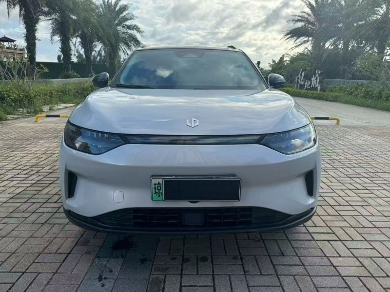 海口23年零跑汽车C111