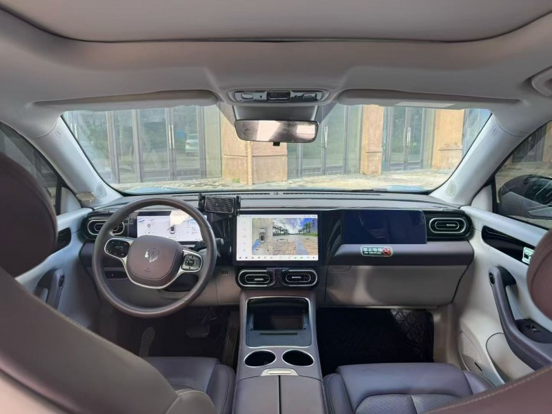 海口23年零跑汽车C114