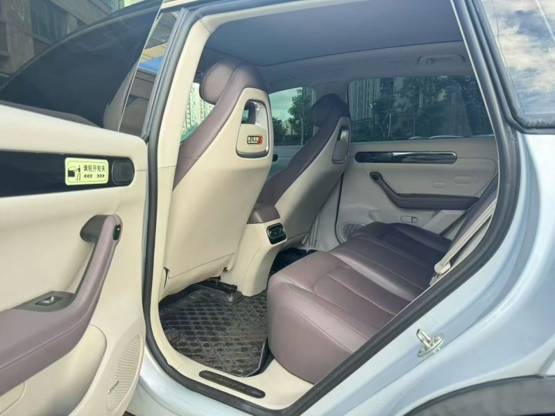 海口23年零跑汽车C116