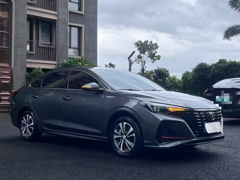 海口24年长安汽车逸动2