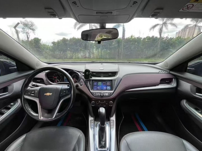 海口17年雪佛兰迈锐宝5