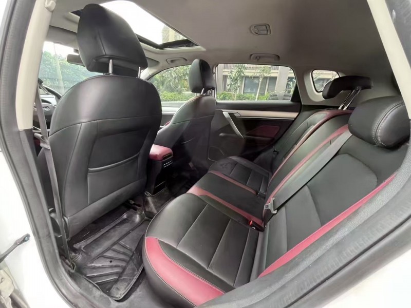 海口22年吉利缤越5