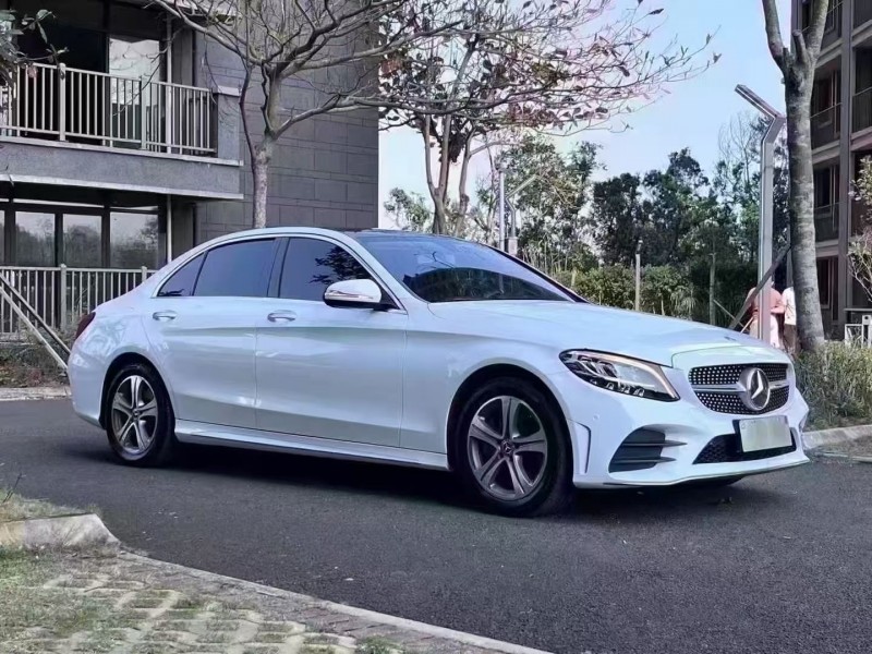 海口19年奔驰C2