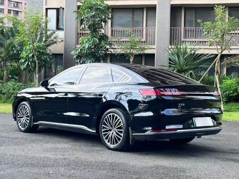 海口21年比亚迪汉8