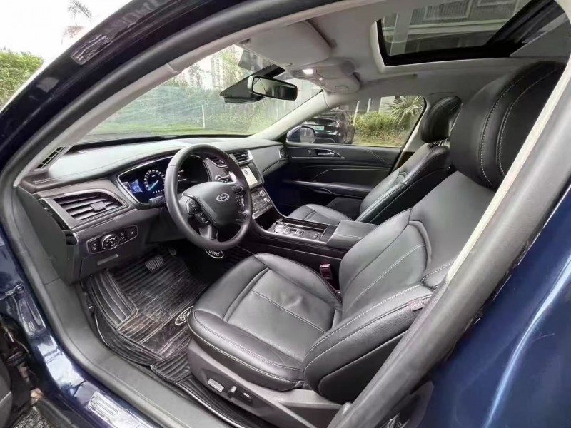 海口19年福特金牛座4