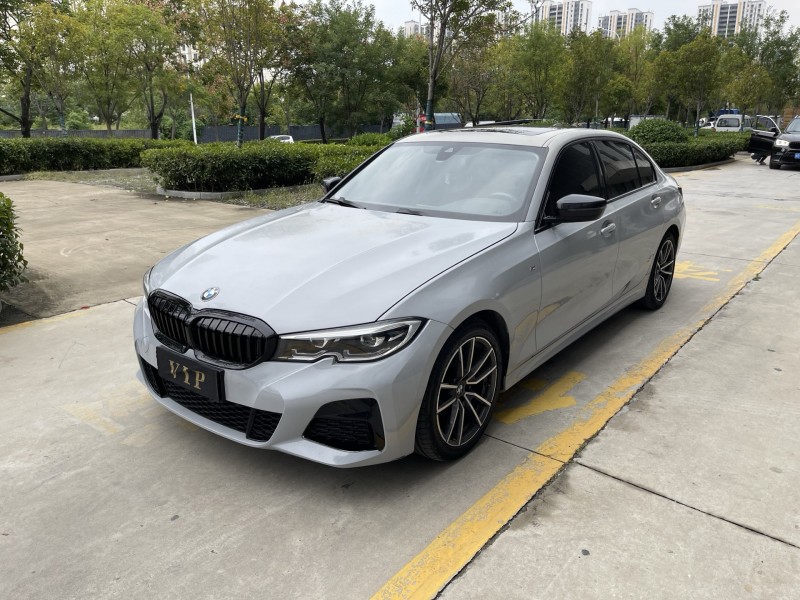 济宁21年宝马3系2