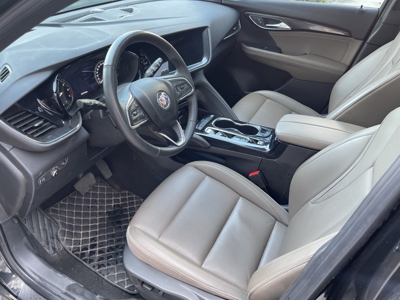 济宁23年别克昂科威5