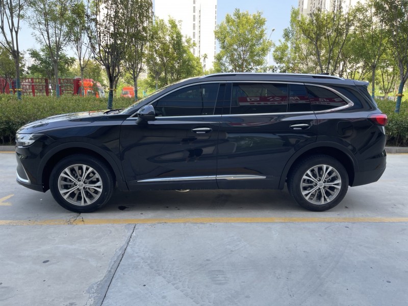 济宁23年别克昂科威8