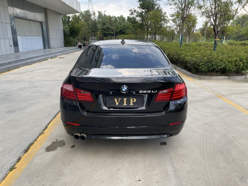 济宁14年宝马5系9