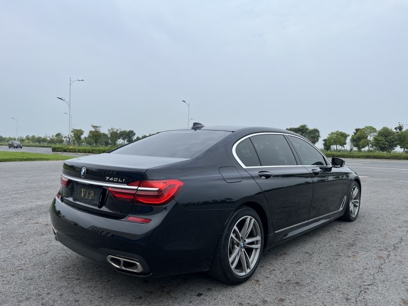 盐城18年宝马7系8